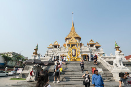 The external view of Wat Traimit temple in Bangkok, Thailandのeditorial素材