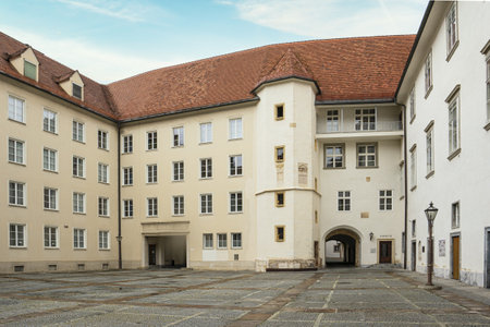 Graz, Austria. August 2020. The tram stops in Jakominiplatzのeditorial素材