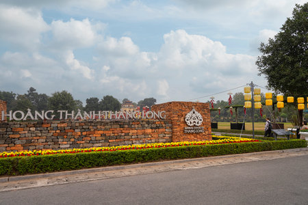 Hanoi, Vietnam, January 2023. ThÄng Long Imperial Citadel, panoramic view of the internal gardensのeditorial素材