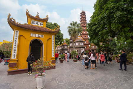 Hanoi, Vietnam, January 2023. the faithful within the Tran Quoc Pagoda, the oldest Buddhist temple in Hanoi, is located on a small island near the southeastern shore of Hanoi's West Lake.のeditorial素材