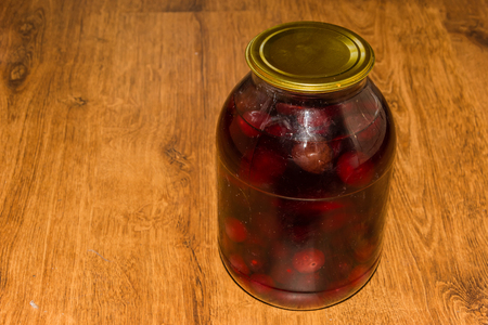 cooking cherry jamの写真素材