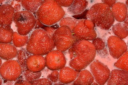 Cooking in the kitchen delicious strawberry jamの写真素材