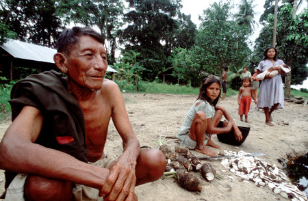 A family of Warao Indians in the Orinoco delta. のeditorial素材