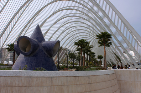 L'Umbracle - a landscaped walk in the City of Arts and Sciences in Valencia, Spain.のeditorial素材