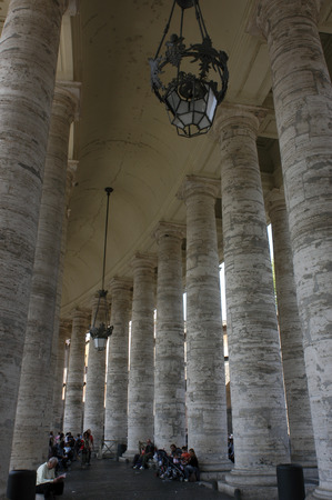 Bernini's colonnade in Piazza San Pietro Romeのeditorial素材