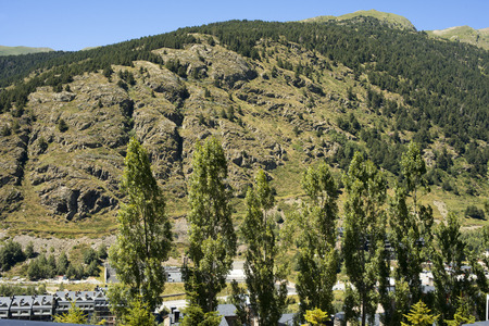 Trekking in the Vall d'Incles between Soldeu and El Tarter, Soldeu, Valira d'Orient, Pyrenees mountain, Andorraのeditorial素材