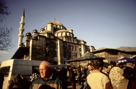 Market in front of New Mosque (Yeni Cami) Istanbul, Turkeyのeditorial素材