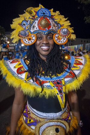 Carnaval del Junkanoo. Bay Street, Nassau, New Providence Island, Bahamas, Caribbean. New Year's Day Parade. Boxing Day. Costumed dancers celebrate the New Year with the Junkanoo Parade on January 1.のeditorial素材