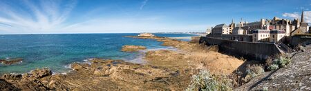 Panoramic view on Eventail beach and great walls in Saint-Malo, Franceの写真素材
