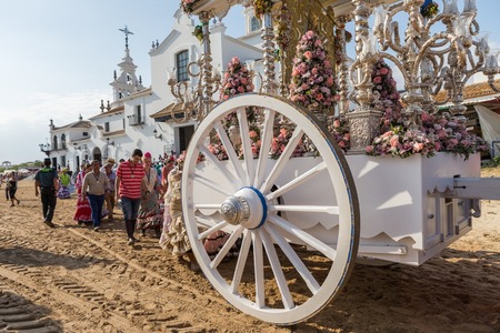 El ROCIO, ANDALUCIA, SPAIN - MAY 22: Romeria after visiting the Sanctuary goes to village.  2015  It is one of the most famous pilgrimage of Spain. This pilgrimage passes from the 15th century.のeditorial素材