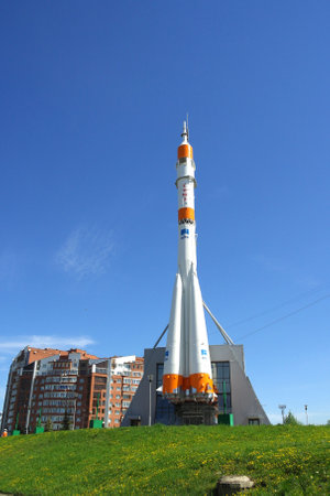SAMARA, RUSSIA - MAY 08: Soyuz rocket as monument on May 08, 2012 in Samara City. Soyuz rocket is the effective remedy used launch vehicle in the worldのeditorial素材