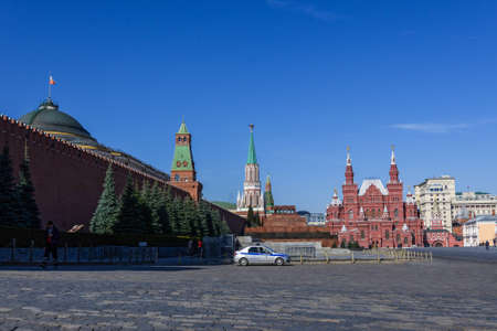 Moscow - March 26, 2020. Almost empty Red Square after the announcement of quarantine restrictions in connection with THE covid-19 coronavirus epidemic.のeditorial素材