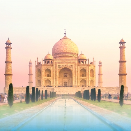 Taj Mahal Sunrise, Indiaの写真素材