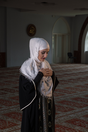 Muslim woman prayingの写真素材