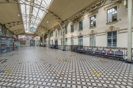 Saint Petersburg, Russia - October 05, 2021: Interior of Vitebsky railway station. It was the first railway station to be built in Saint Petersburg and the whole of the Russian Empire, opened in 1837.のeditorial素材