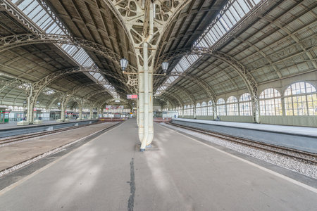 Saint Petersburg, Russia - October 05, 2021: Interior of Vitebsky railway station. It was the first railway station to be built in Saint Petersburg and the whole of the Russian Empire, opened in 1837.のeditorial素材