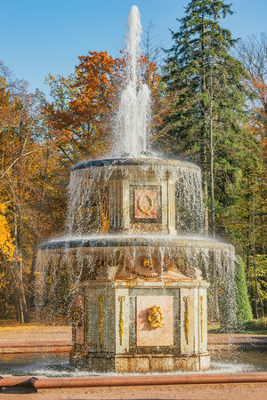 Peterhof, Saint Petersburg, Russia - October 04, 2021: Roman fountain in the Lower Park of Peterhof at autumn time.のeditorial素材