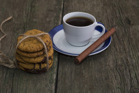 linking of oatmeal cookies of coffee of a circleの写真素材