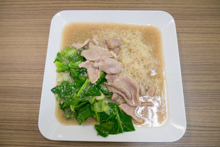 Stir-fried Fresh rice-flour noodles in thick gravy