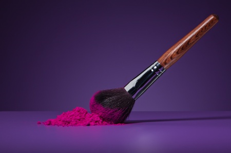 Makeup brush and face powder