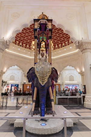 DUBAI, UAE-NOVEMBER 02: Interior IBN Battuta Mall store on November 02, 2013. Each salesroom is decorated in the style of different countries.のeditorial素材