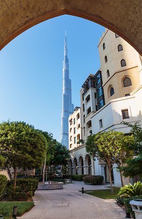 DUBAI, UAE - NOVEMBER 13, 2013: The area with tourist near Burj Khalifa.のeditorial素材