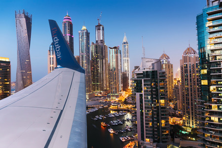 DUBAI, UAE - NOVEMBER 2: Dubai Marina at Dusk from the top, on November 2, 2013, Dubai, UAE. In the city of artificial channel length of 3 kilometers along the Persian Gulf.のeditorial素材