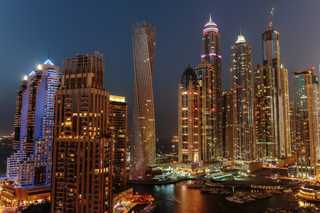 DUBAI, UAE - NOVEMBER 2: Dubai Marina at night from the top, on November 2, 2013, Dubai, UAE. In the city of artificial channel length of 3 kilometers along the Persian Gulf.のeditorial素材