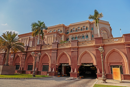 ABU DHABI, UAE - NOVEMBER 5: Emirates Palace in Abu Dhabi on November 5, 2013 in Dubai. Emirates Palace was originally conceived as a venue for government summits and conferences in the Persian Gulfのeditorial素材