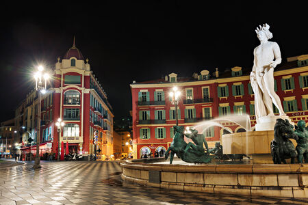 NICE, FRANCE - NOVEMBER 2, 2014: Fountain in the square Masena in Niceのeditorial素材