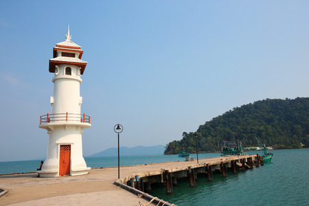 KOH CHANG, THAILAND - MART 26,  2015:  Lighthouse on a Bang Bao pier on Koh Chang Island in Thailandのeditorial素材