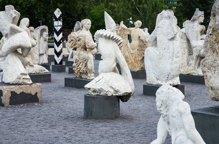 MOSCOW, RUSSIA - June 19, 2018: Modern sculptures in Muzeon Park of Artsのeditorial素材