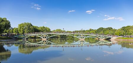 MOSCOW, RUSSIA - JUNE 16, 2018: Tourists on the bridge in the  museum-reserve Tsaritsynoのeditorial素材