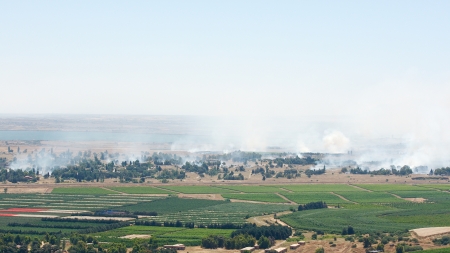 JUNE 06: Bombing in Syrian city Qunaitira near Israeli border on June 06, 2013 in Qunaitira, Syriaのeditorial素材