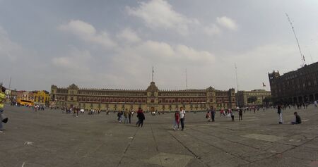 Walking through the streets of Mexico Cityのeditorial素材