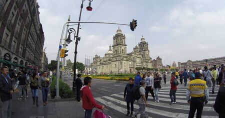 Walking through the streets of Mexico Cityのeditorial素材