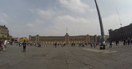 Walking through the streets of Mexico Cityのeditorial素材
