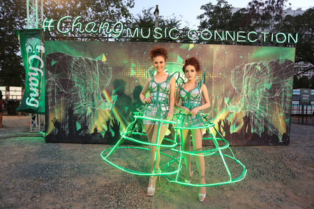 SURAT THANI, THAILAND - FEBRUARY 21 : Unidentified models at Chang Music Connection Concert on February 21, 2015 in Surat Thani, Thailand. Chang is Thailand's largest beverage company.のeditorial素材