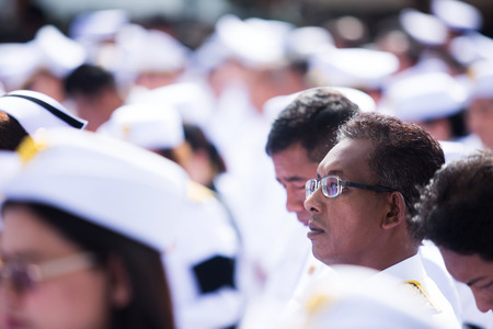 SURATTHANI, THAILAND - OCTOBER 16 : Crowds of mourners during Mourning Ceremony of King Bhimibol pass away at Suratthani City Hall on October 16, 2016 in Suratthani, Thailand.のeditorial素材