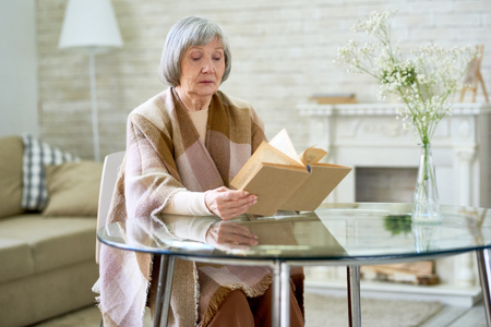 Elegant Senior Woman  Reading Bookの写真素材