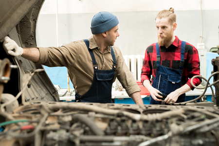 Technicians Repairing Truckの写真素材