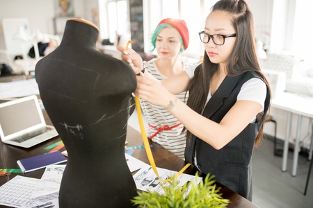 Two Creative Young Women in Workshopの写真素材