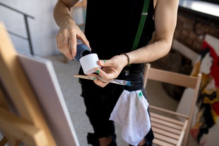 Artist Mixing Colors Closeupの写真素材