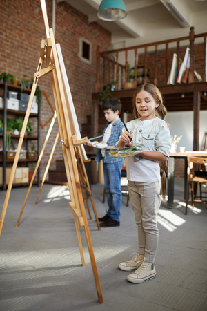 Cute Little Artistの写真素材