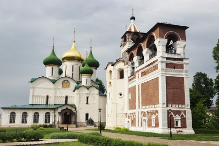 Bell tower and the Spaso-Preobrazhensk y Cathedral in Suzdal  Russia