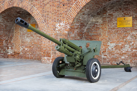 RUSSIA, NIZHNY NOVGOROD - AUG 06, 2014: Soviet anti-tank 76 mm gun of the Second World War, ZIS-3 outdoor exhibition in N.Novgorod Kremlin. The gun is well restored, the exhibition is open all year round.のeditorial素材