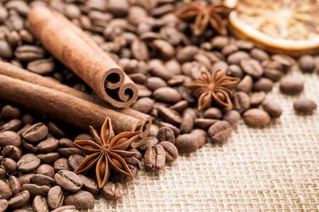 Roasted Selected Coffee Beans on Burlap for Backgroundの写真素材