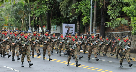 The Salvadorean military takes part in Independence Day parades in Paseo Escalon, San Salvador. El Salvador, along with modern day Guatemala, Honduras, Nicaragua and Costa Rica, gained independence from Spain on 15 September 1821.のeditorial素材