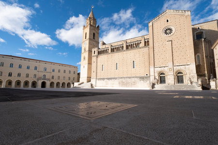 Chieti, Cathedral, Piazza San Giustinoの写真素材