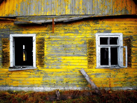 Old Windows in Wooden Houseの写真素材